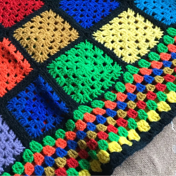 Granny Square Afghan Throw Colour Block Crochet - Picture 10 of 10